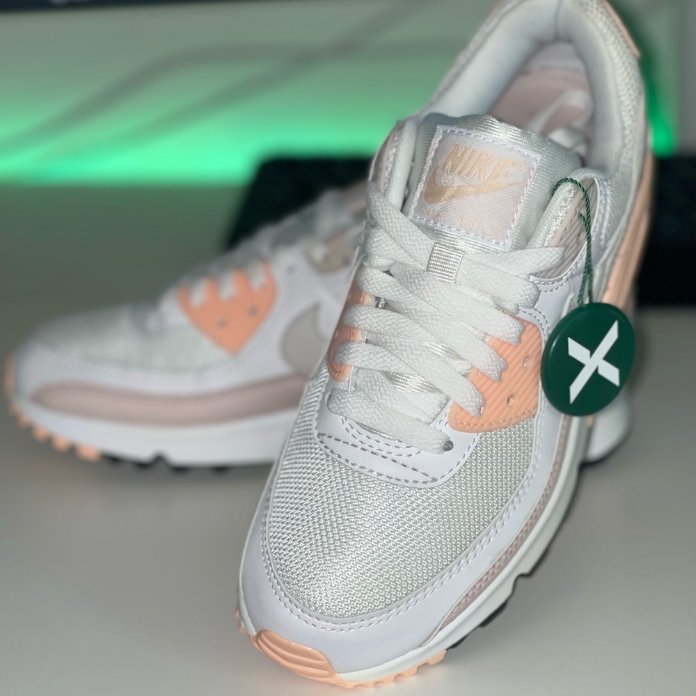 Nike Air Max 90s NWT